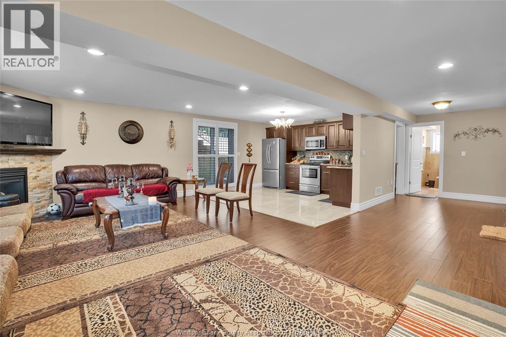Photo 28 of 3035 Bridgeway, Lasalle ON