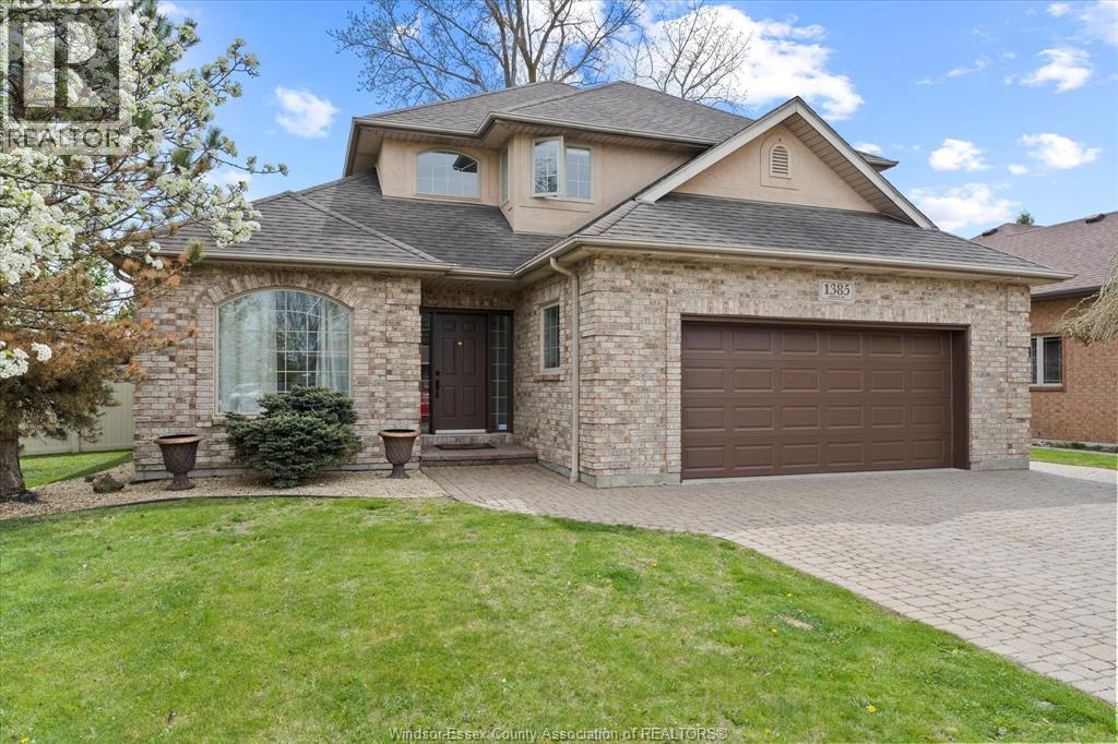 Photo 2 of 1385 Morton Drive, Lasalle ON