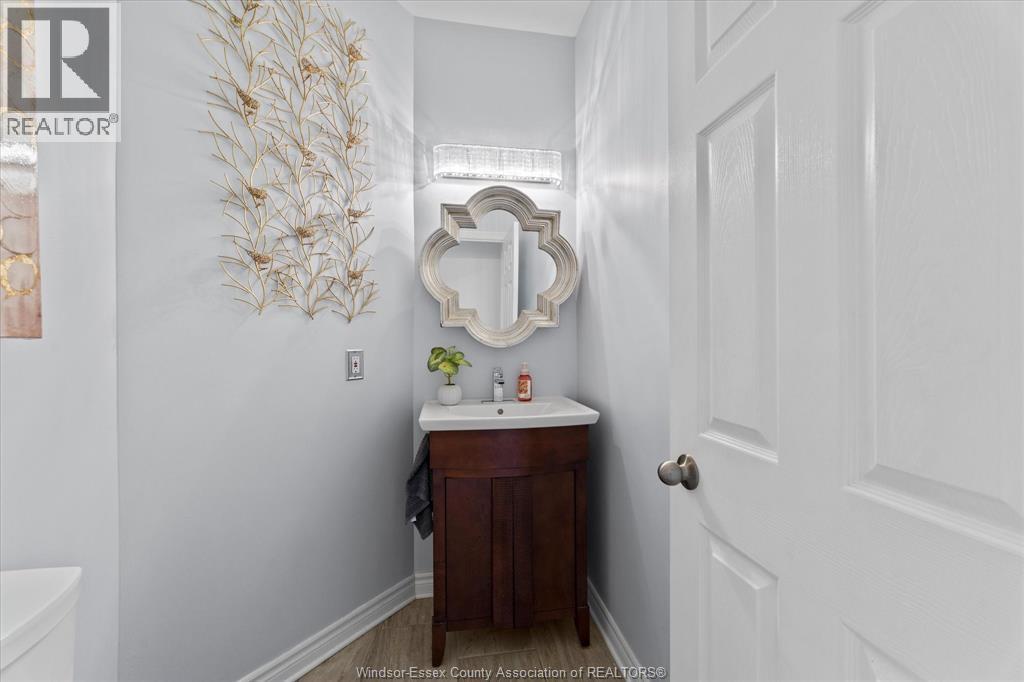 Photo 24 of 1385 Morton Drive, Lasalle ON