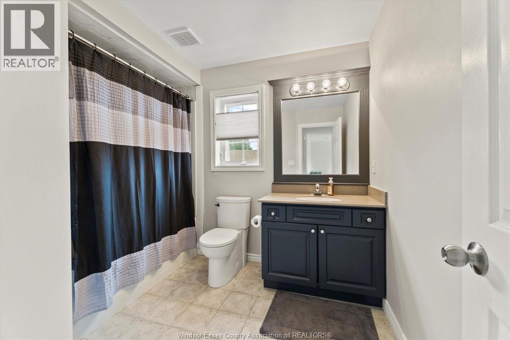 Photo 35 of 1385 Morton Drive, Lasalle ON