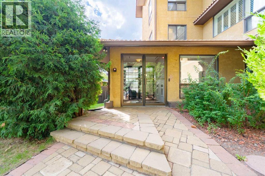 Single Family House for Sale in    Avenue NW Sunnyside Calgary 