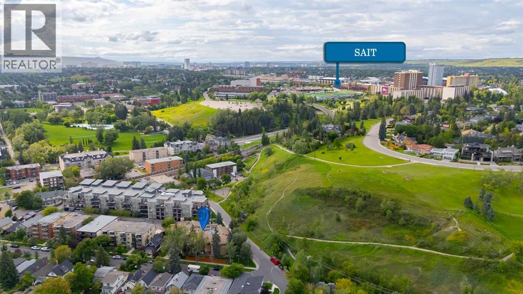 Single Family House for Sale in    Avenue NW Sunnyside Calgary 