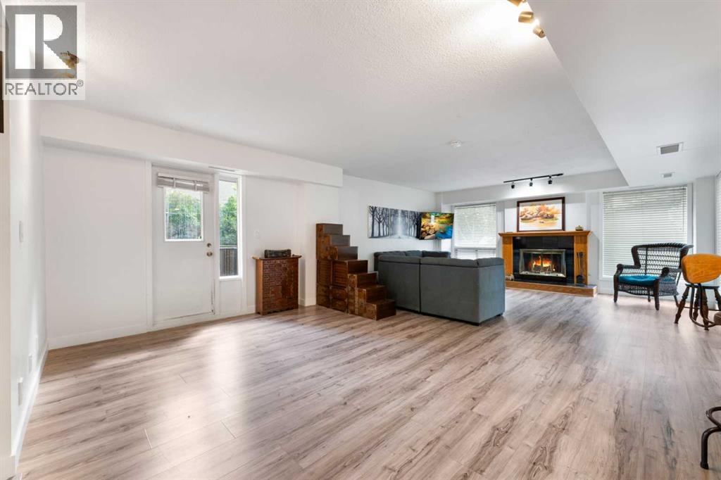 Single Family House for Sale in    Avenue NW Sunnyside Calgary 