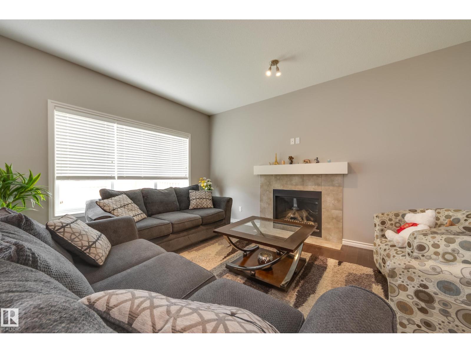 Photo 11 of 5734 175 A Av Nw, Edmonton AB