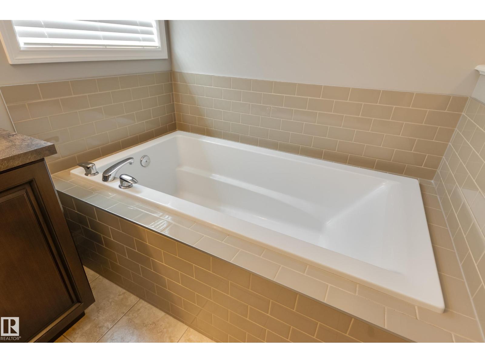 Photo 39 of 5734 175 A Av Nw, Edmonton AB