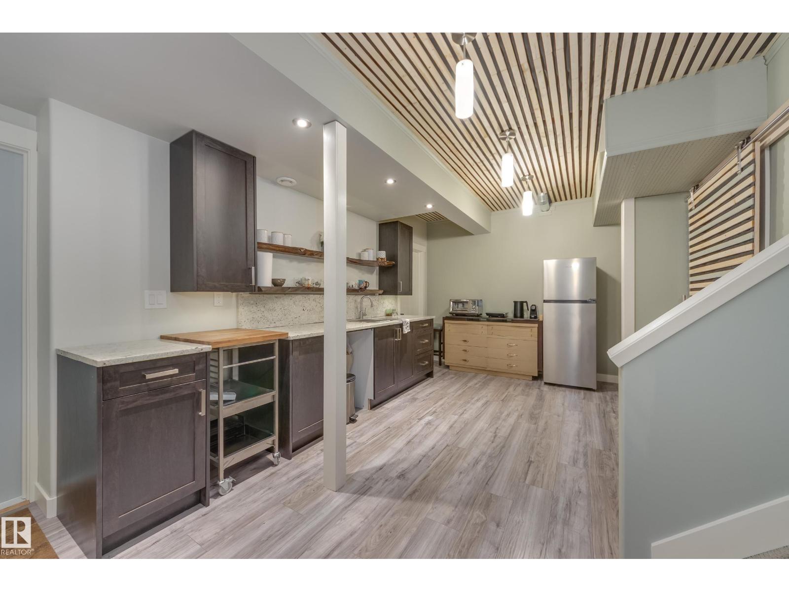 Photo 48 of 3721 Parker Co Sw, Edmonton AB