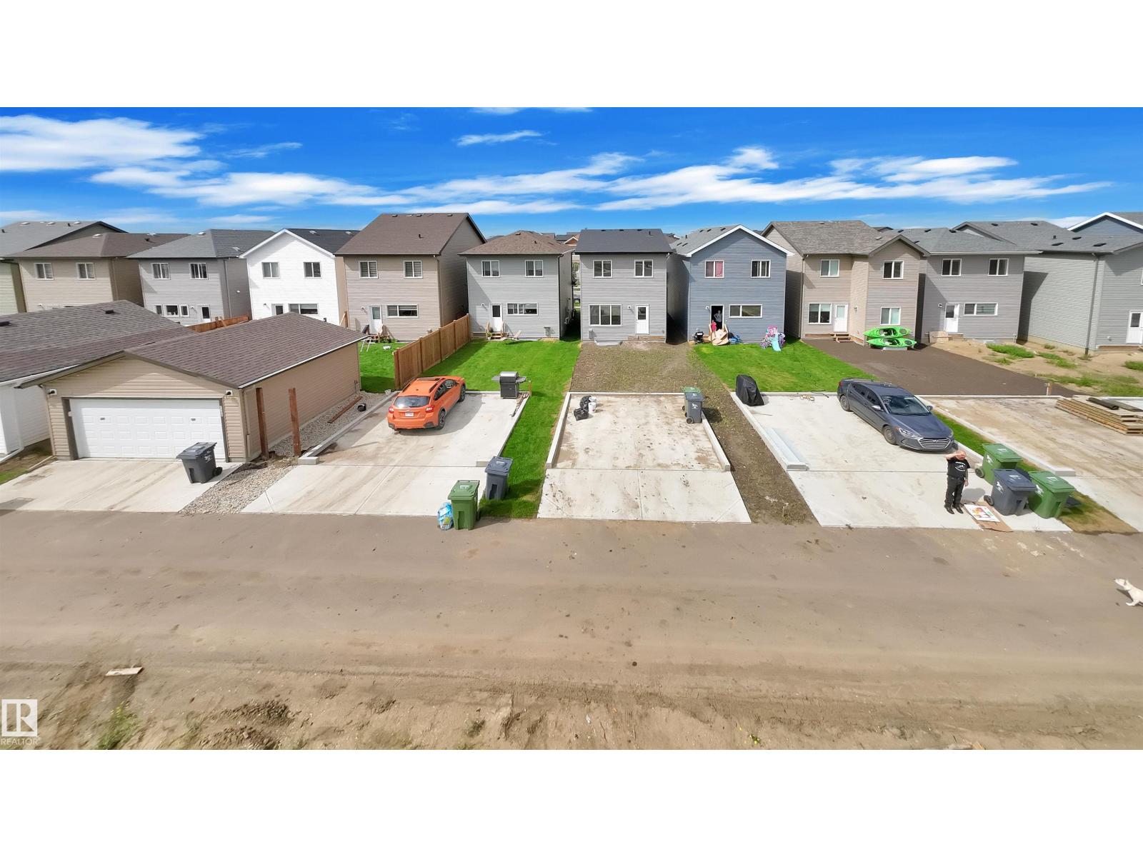 Photo 44 of 7129 46 A St, Beaumont AB