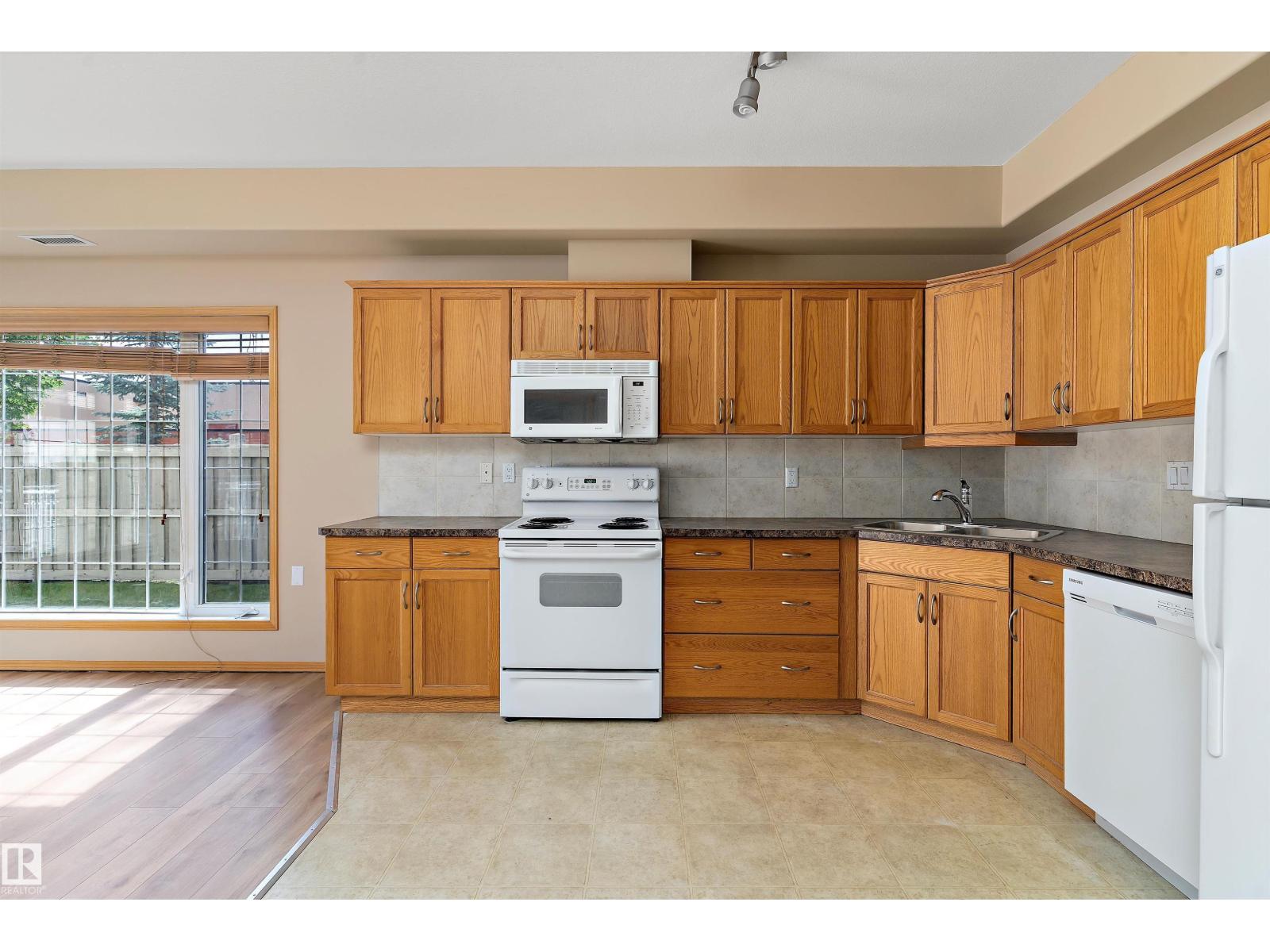 Photo 6 of 102 612 111 St Sw, Edmonton AB