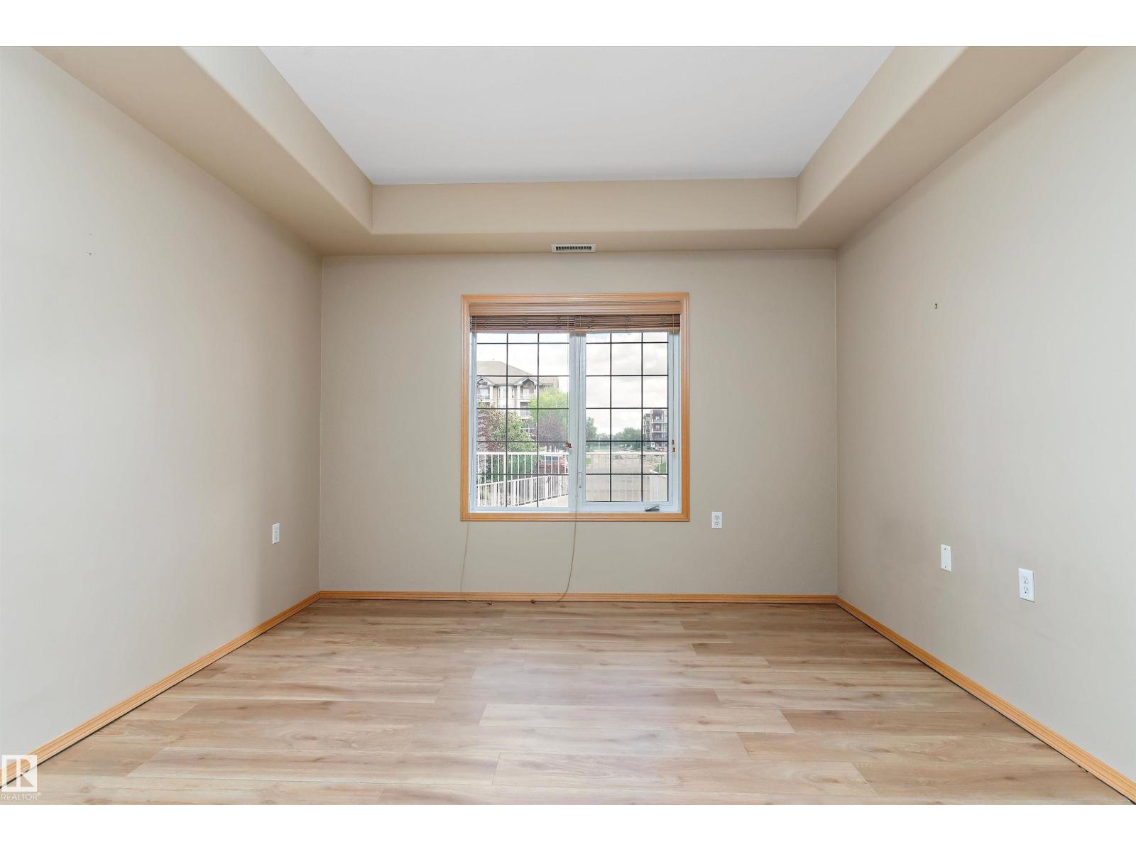 Photo 5 of 102 612 111 St Sw, Edmonton AB