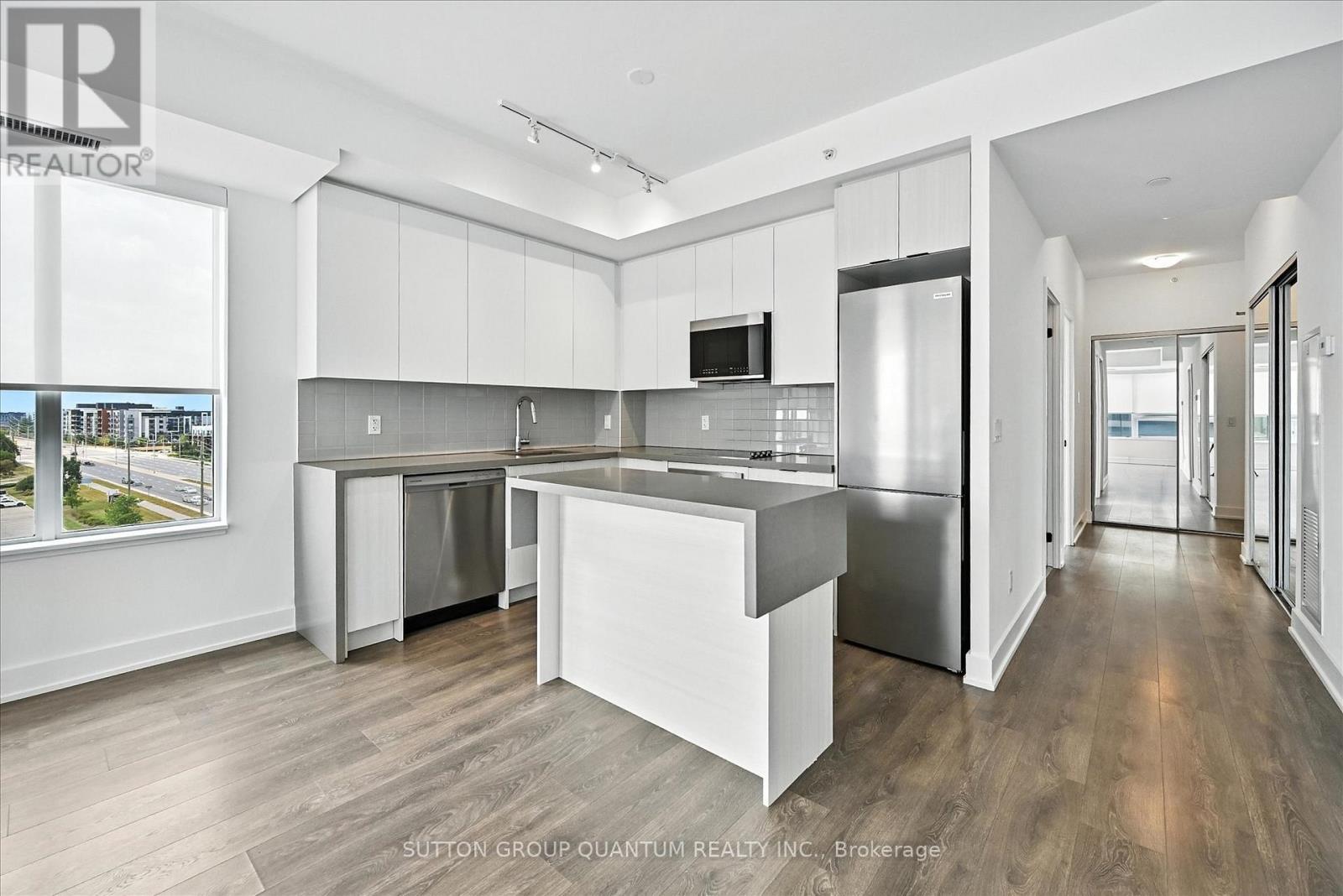 Photo 13 of 611 2489 Taunton Road, Oakville ON