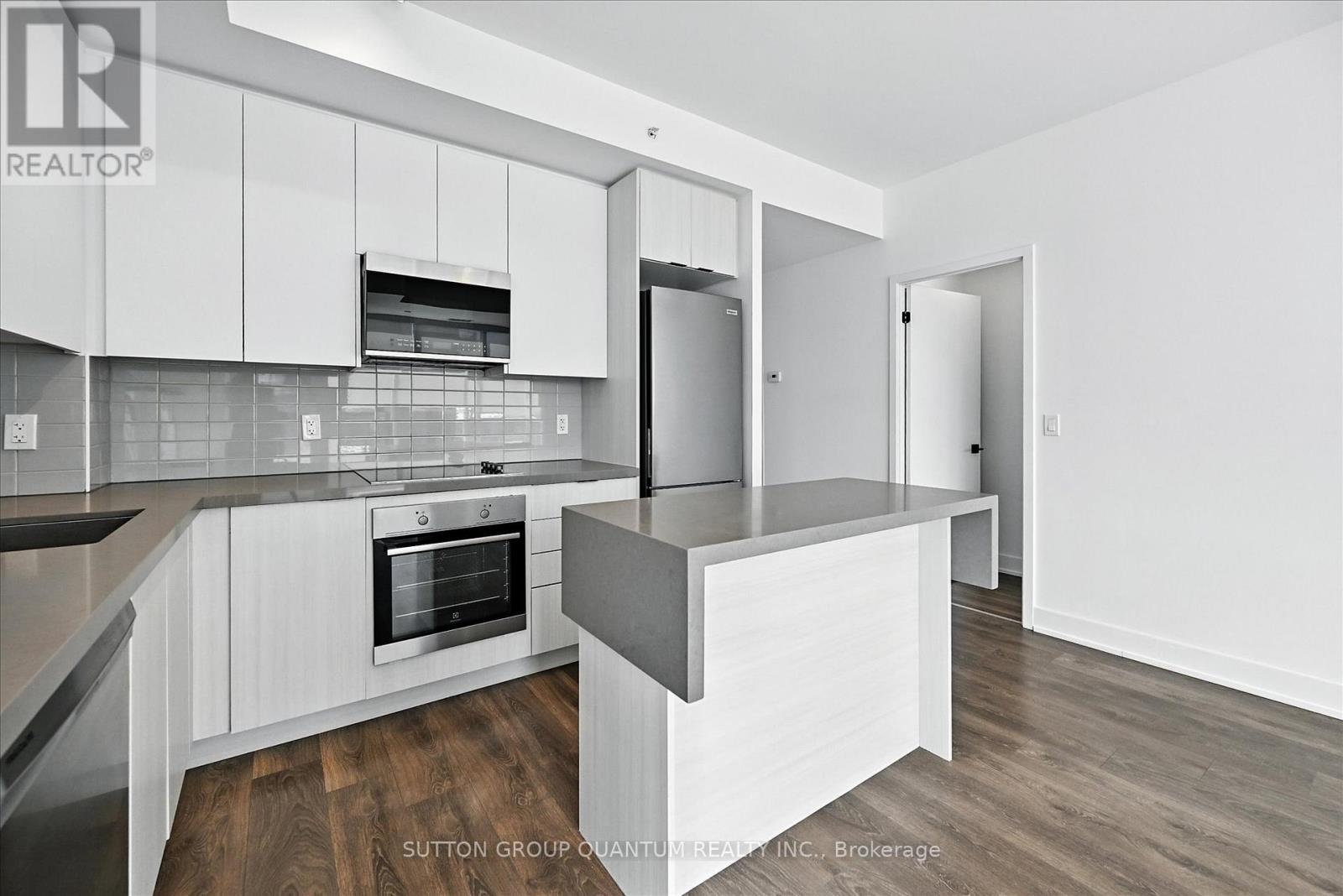 Photo 17 of 611 2489 Taunton Road, Oakville ON