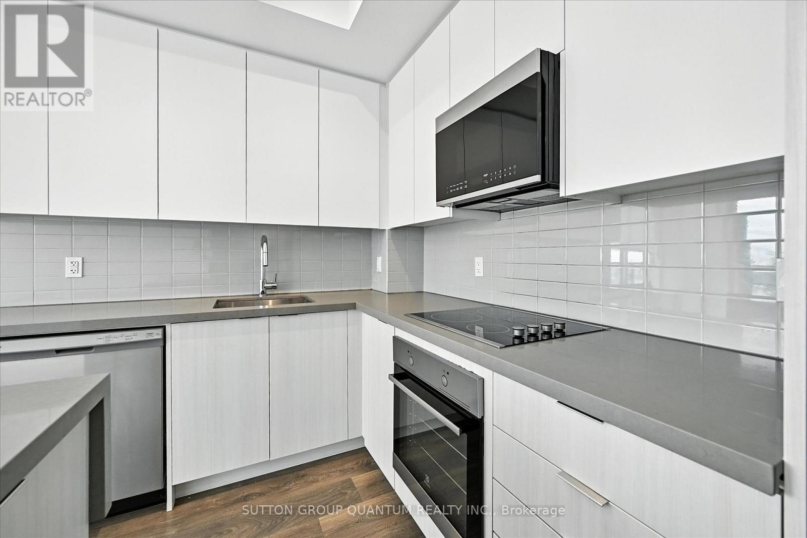 Photo 18 of 611 2489 Taunton Road, Oakville ON