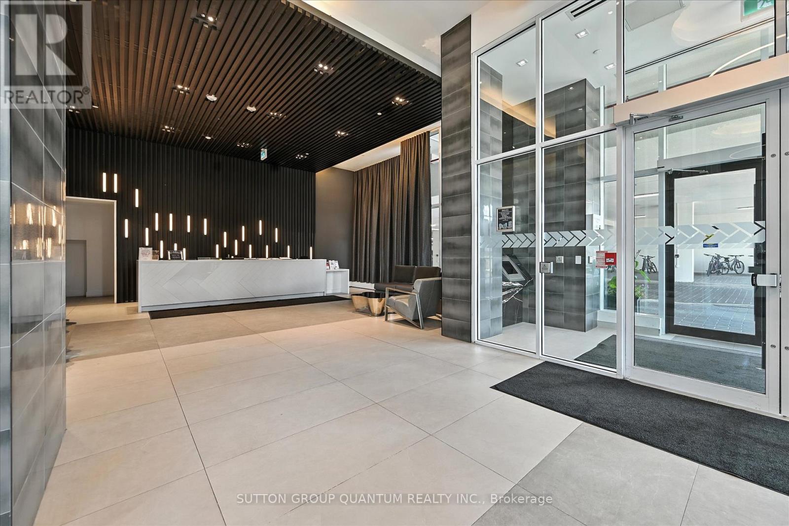 Photo 3 of 611 2489 Taunton Road, Oakville ON