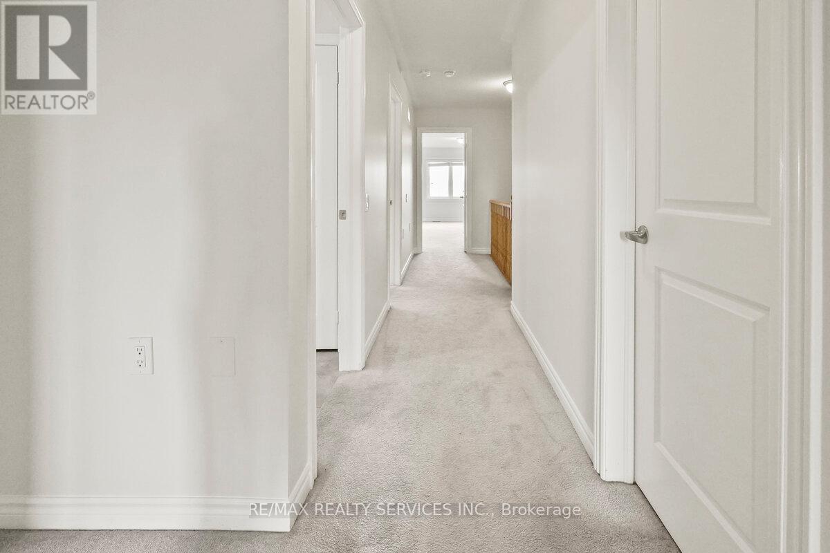 Photo 23 of 9 Phyllis Drive, Caledon ON