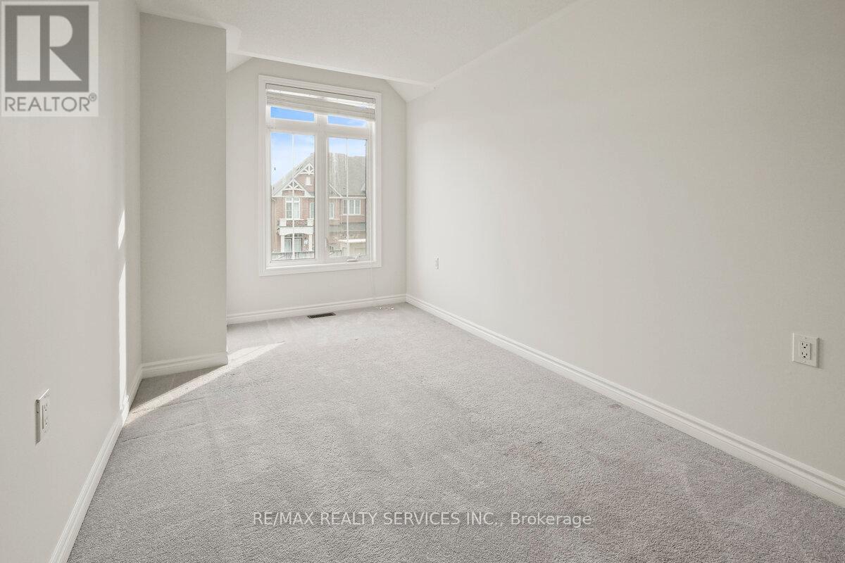 Photo 30 of 9 Phyllis Drive, Caledon ON