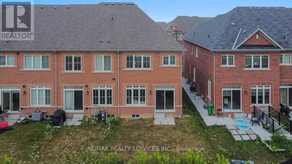 Photo 40 of 9 Phyllis Drive, Caledon ON