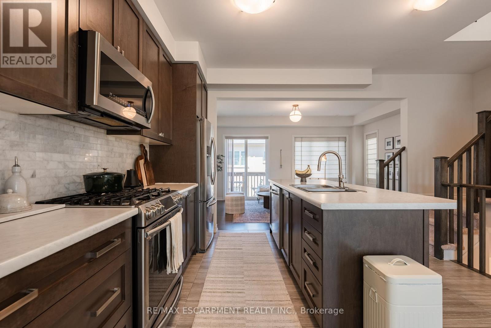 Photo 16 of 108 Borers Creek Circle, Hamilton ON
