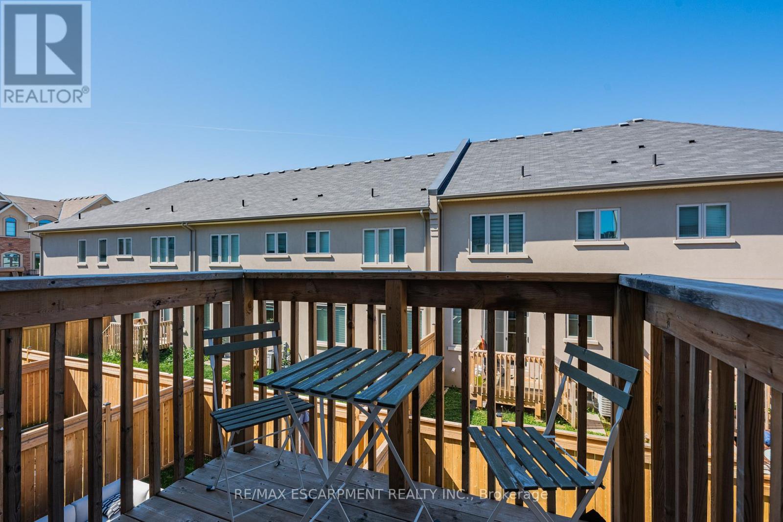 Photo 34 of 108 Borers Creek Circle, Hamilton ON