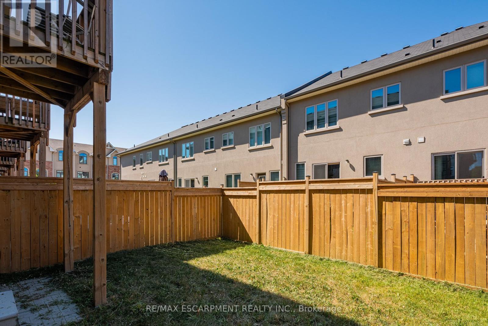 Photo 35 of 108 Borers Creek Circle, Hamilton ON