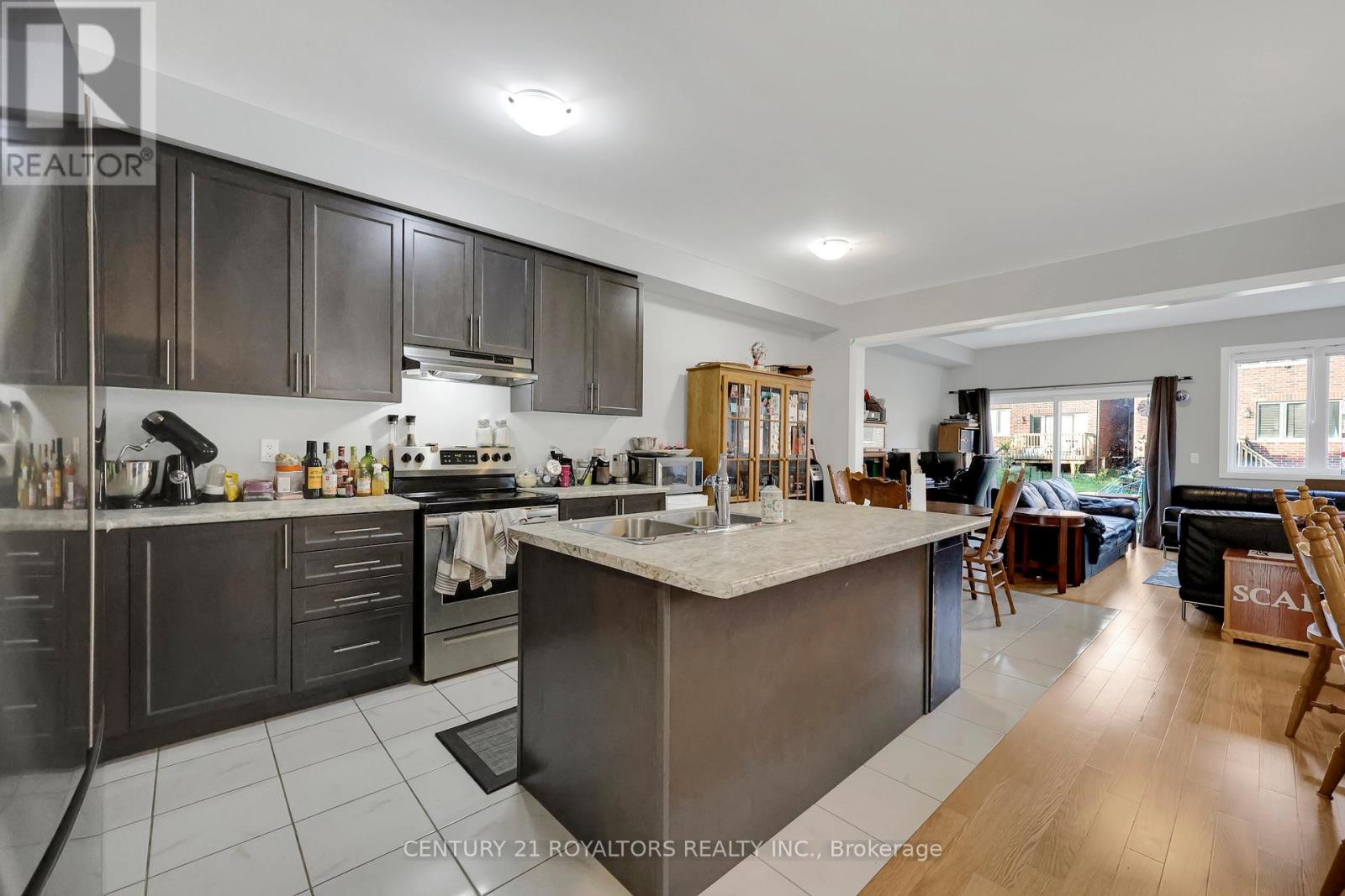 Photo 9 of 110 Huntingford Trail, Woodstock ON