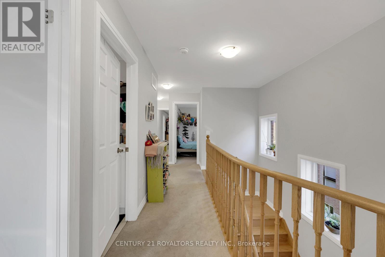 Photo 15 of 110 Huntingford Trail, Woodstock ON