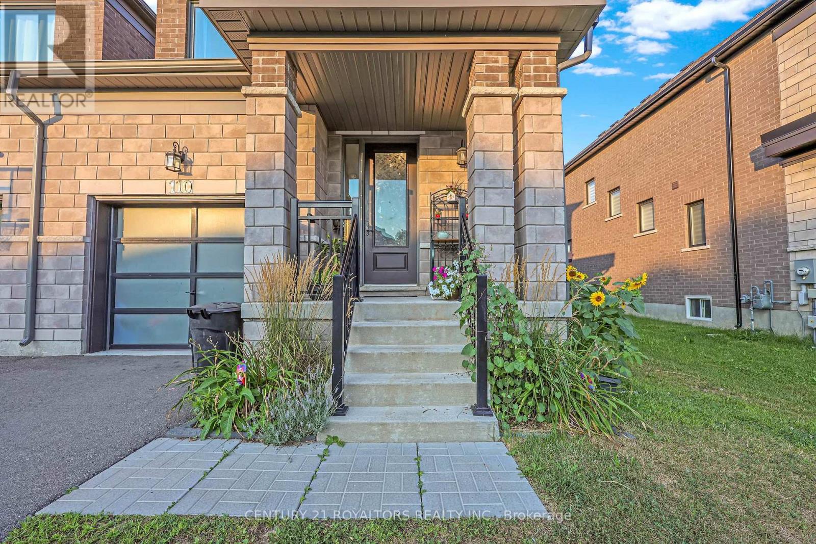 Photo 13 of 110 Huntingford Trail, Woodstock ON