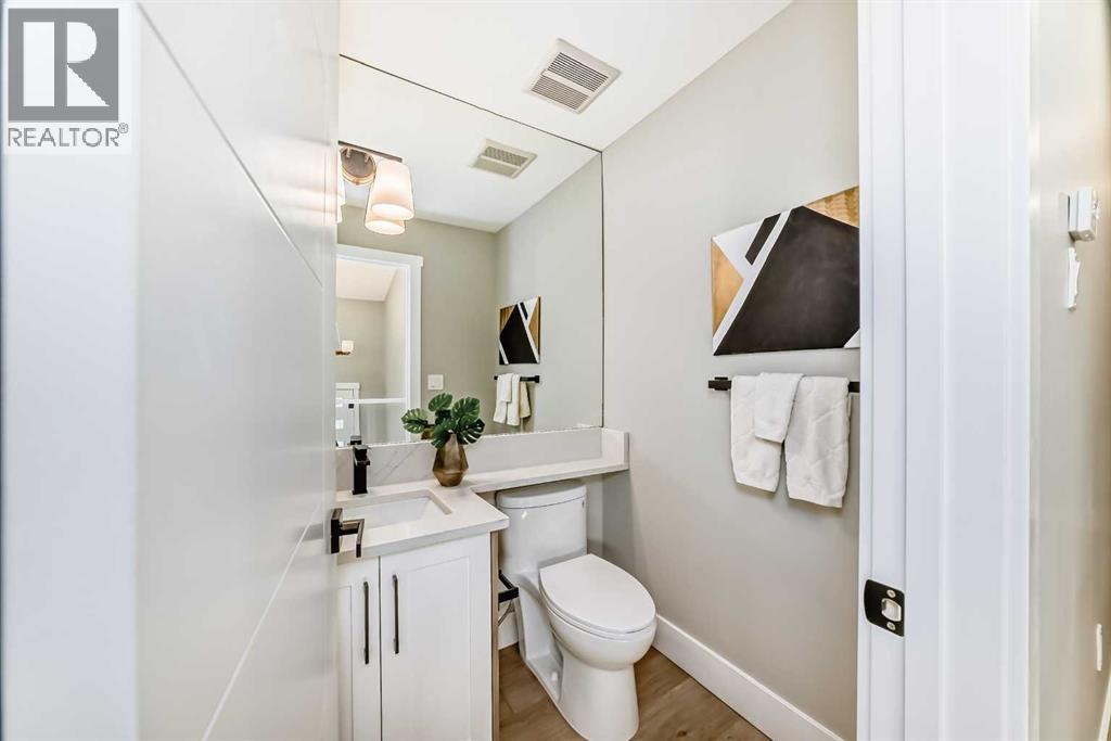 Single Family House Bi-level for Sale in   Avenue SE Lake Bonavista Calgary 