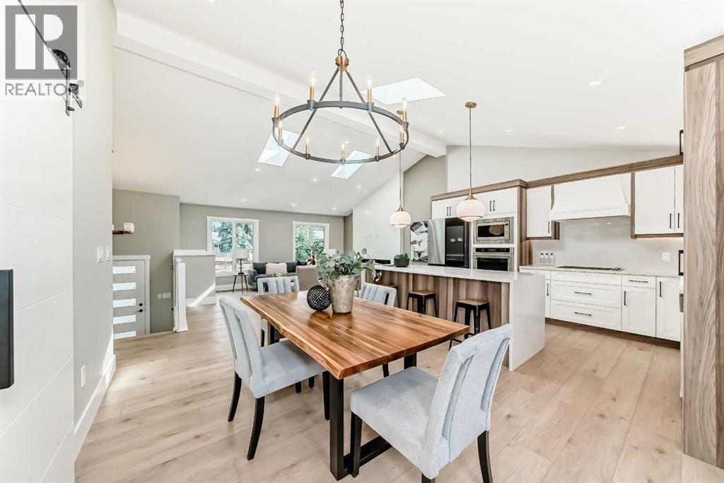 Single Family House Bi-level for Sale in   Avenue SE Lake Bonavista Calgary 