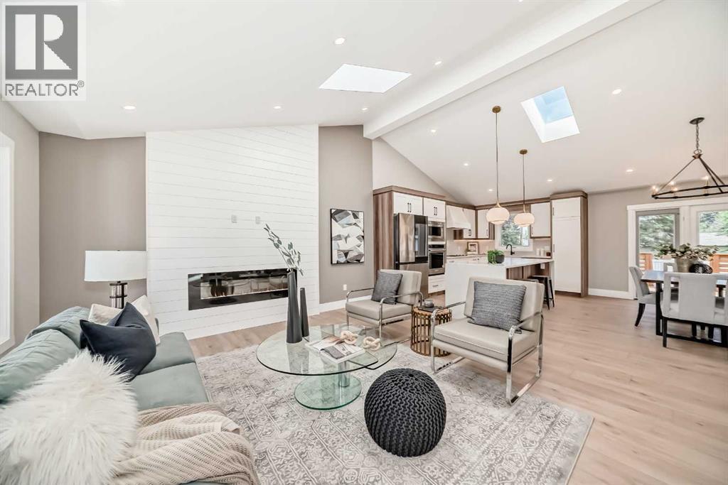 Single Family House Bi-level for Sale in   Avenue SE Lake Bonavista Calgary 