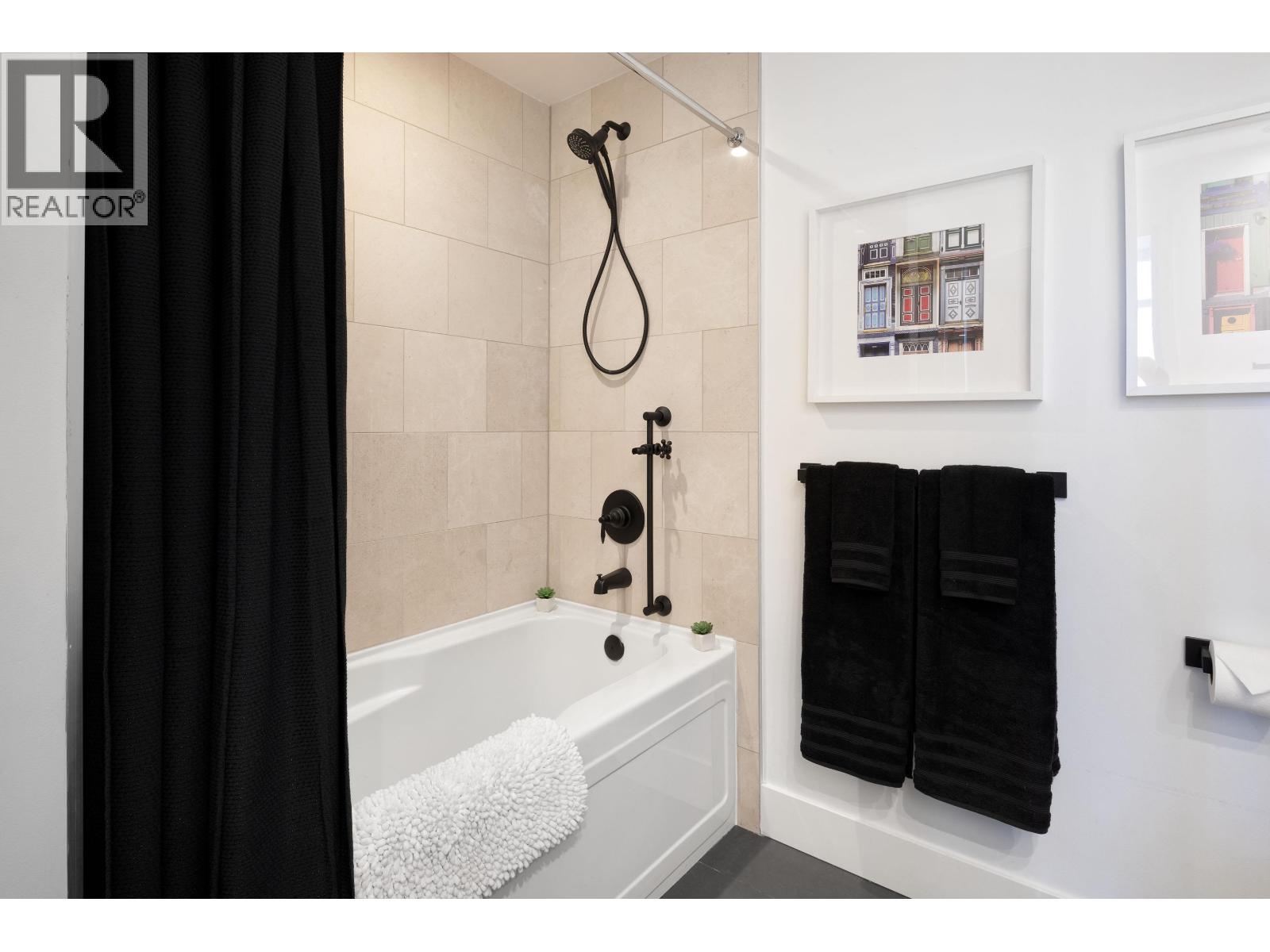 Photo 16 of 506 1483 Homer Street, Vancouver BC