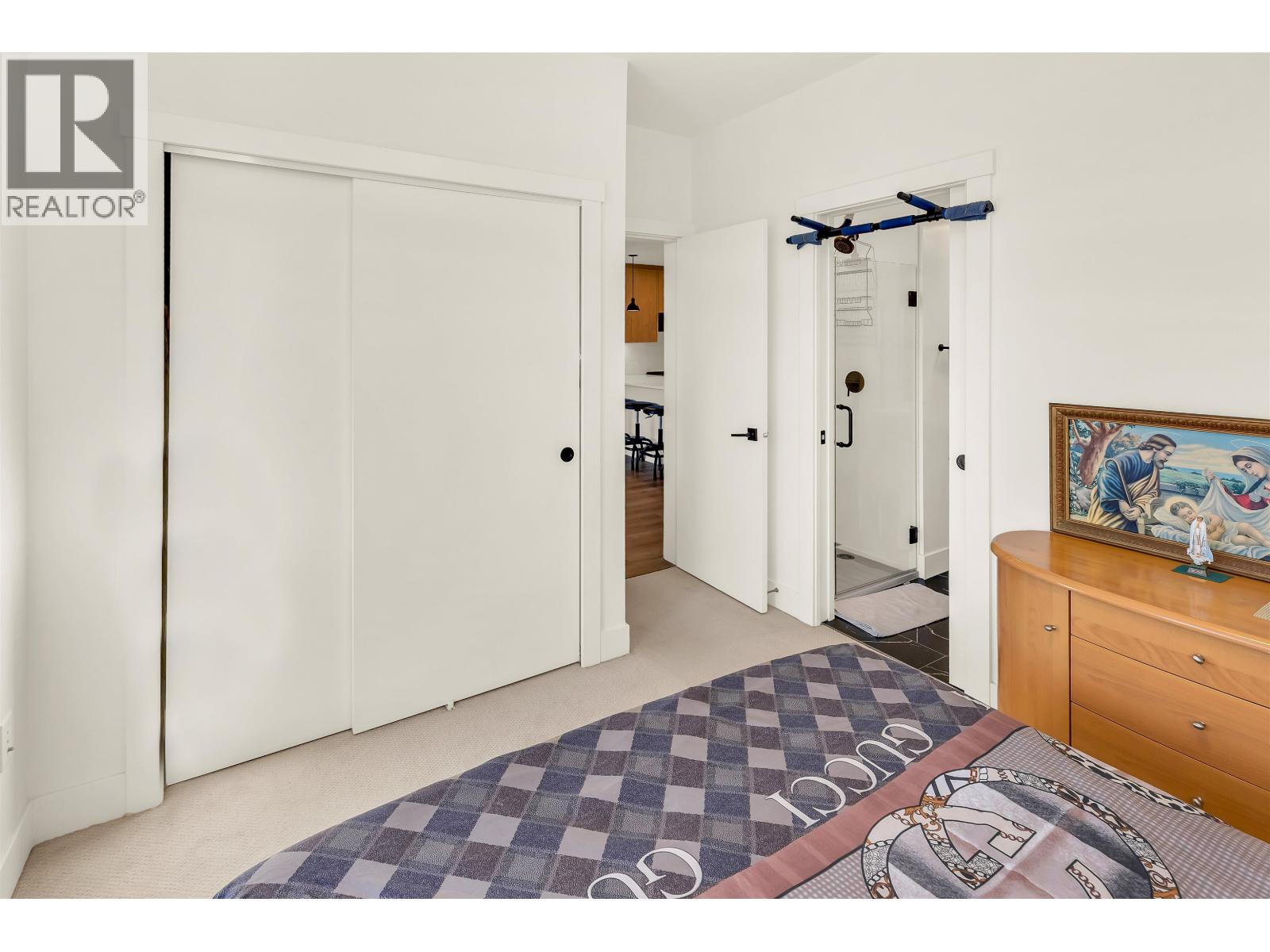 Photo 10 of 2206 2180 Kelly Avenue, Port Coquitlam BC