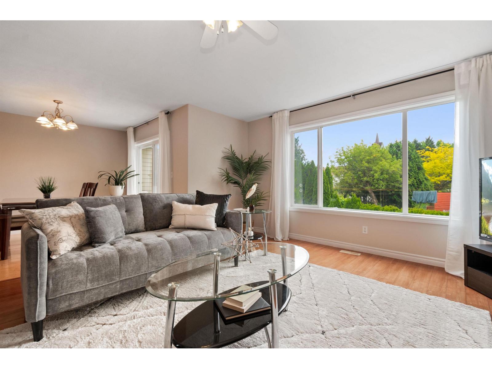 Photo 5 of A 46604 Ramona Drive Chilliwack Proper South, Chilliwack BC