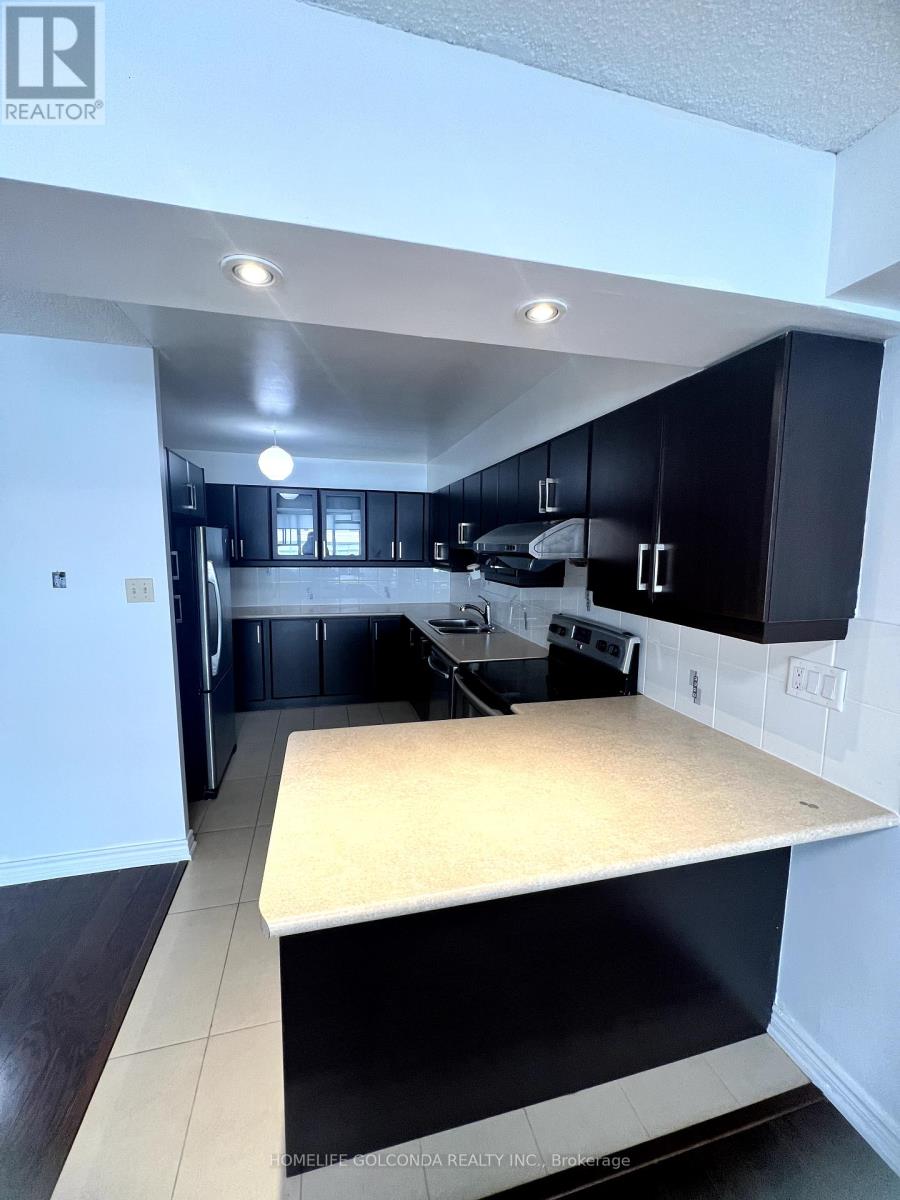 Photo 5 of 1606 45 Carlton Street, Toronto ON