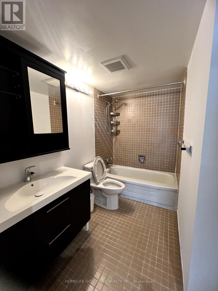Photo 8 of 1606 45 Carlton Street, Toronto ON