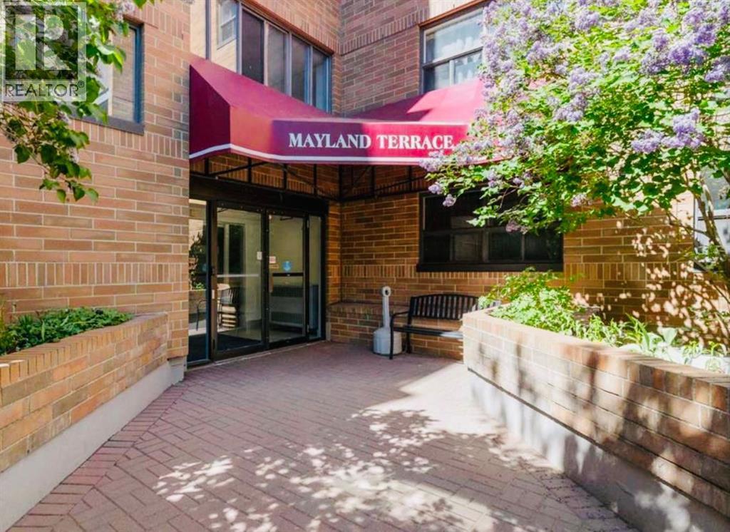 Single Family House for Sale in   Mchugh Court NE Mayland Heights Calgary 