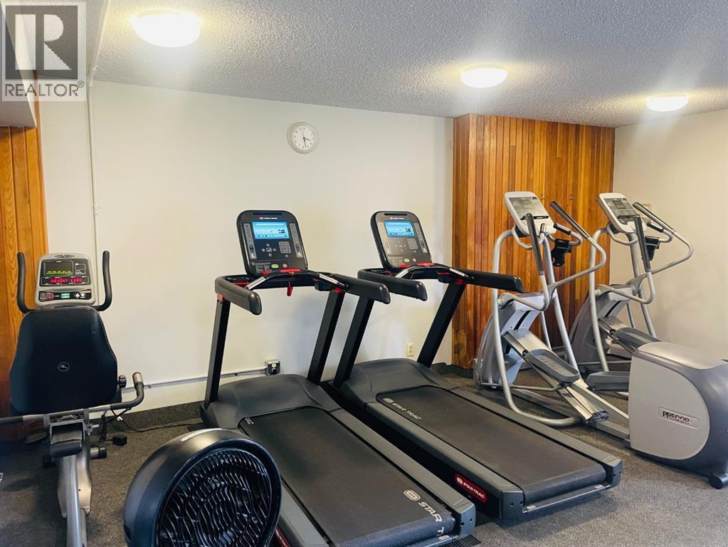 Single Family House for Sale in   Mchugh Court NE Mayland Heights Calgary 