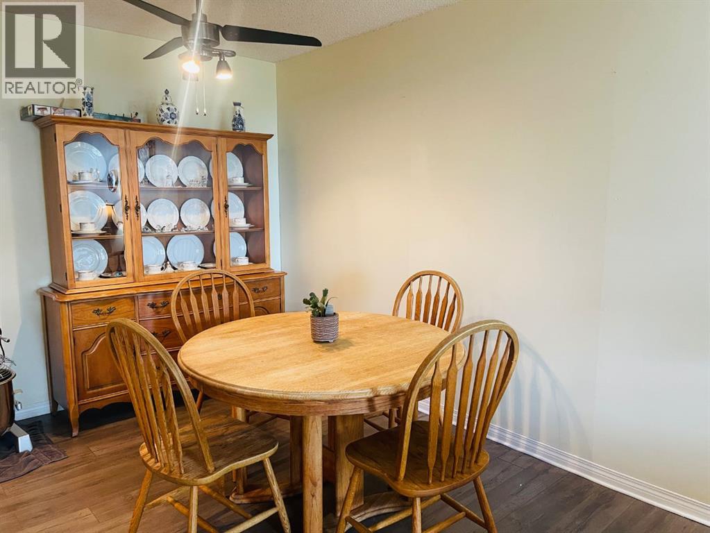 Single Family House for Sale in   Mchugh Court NE Mayland Heights Calgary 