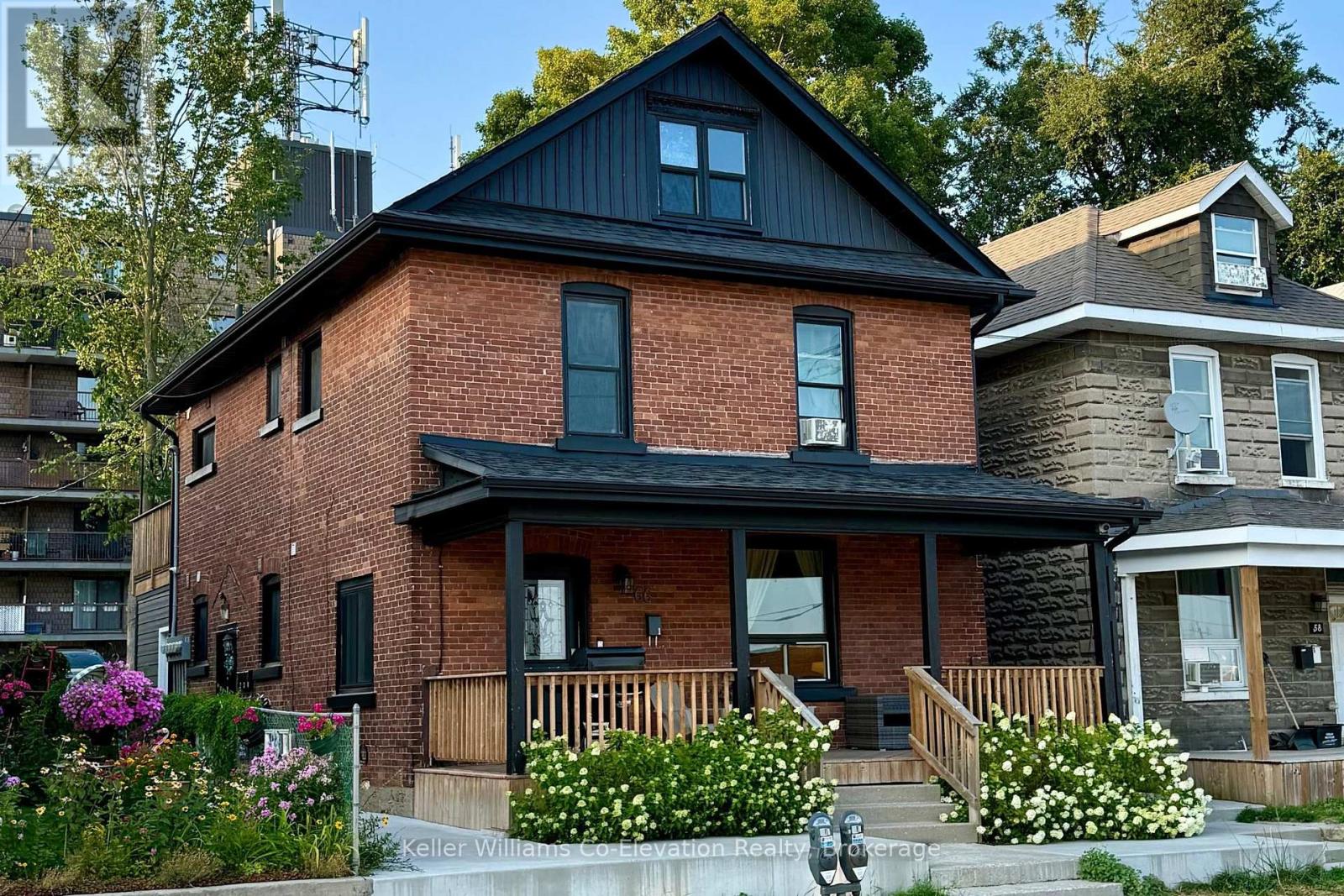 Photo 14 of 66 Nottawasaga Street, Orillia ON