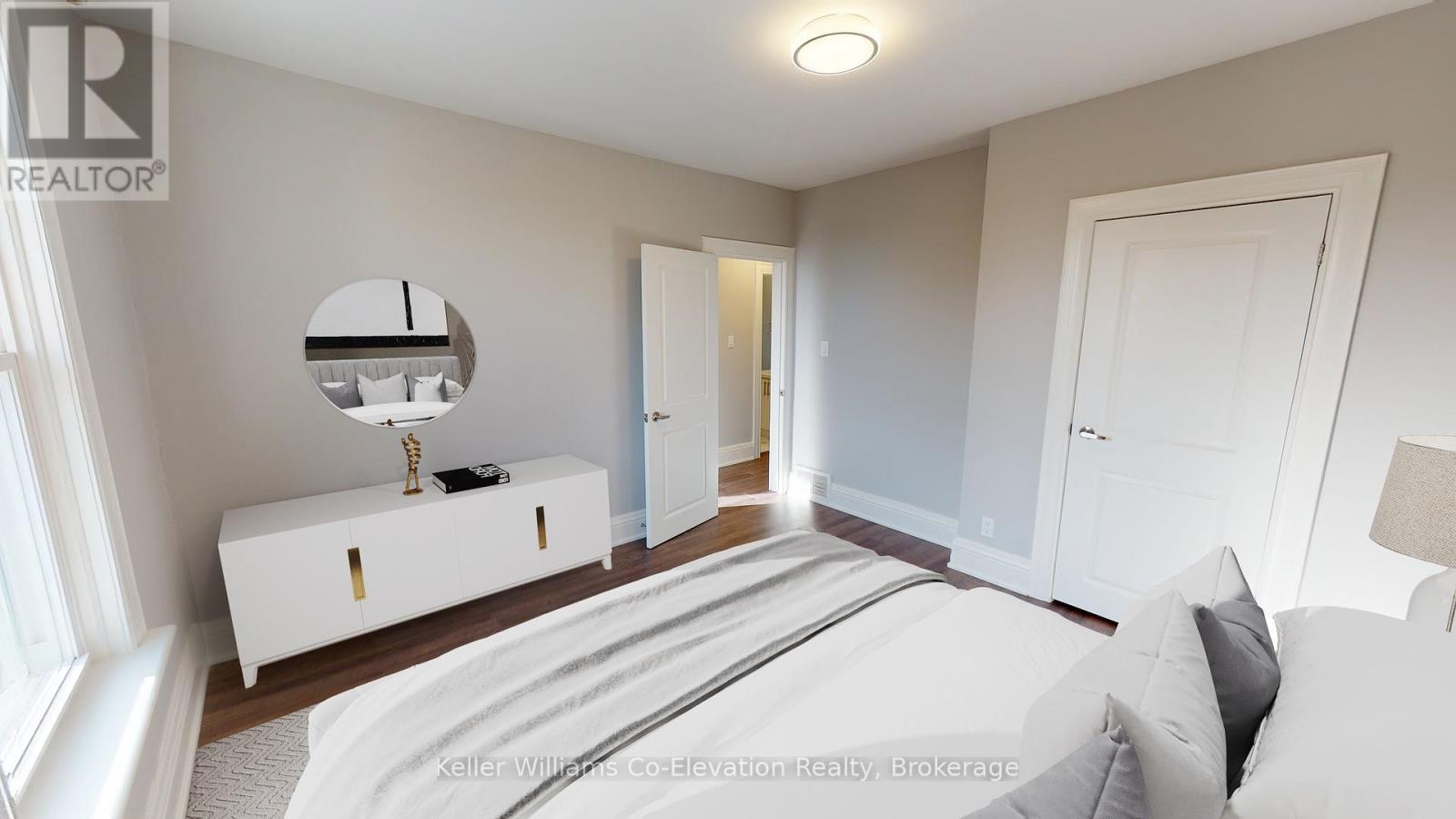 Photo 12 of 66 Nottawasaga Street, Orillia ON