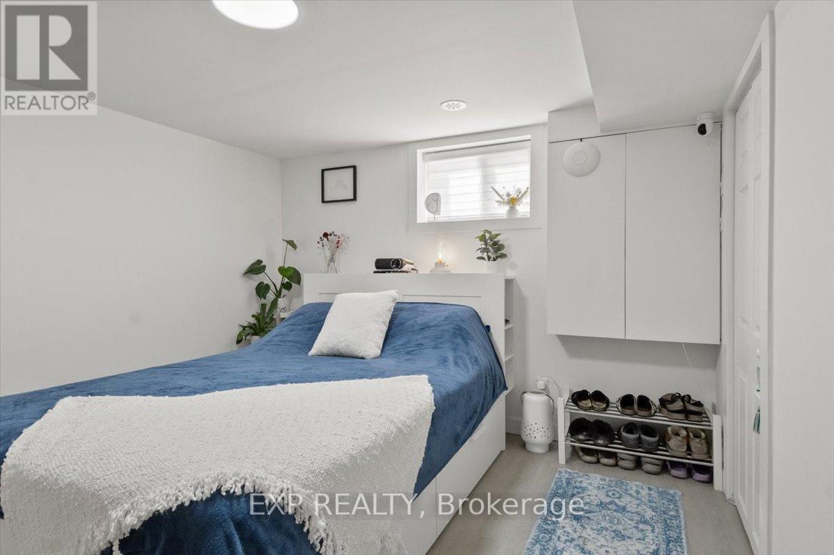 Photo 9 of Lower 667 Wickens Avenue, Burlington ON