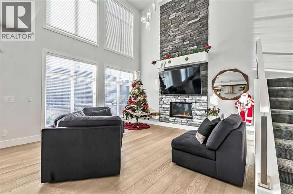 Single Family House for Sale in  West Point Mews SW West Springs Calgary 