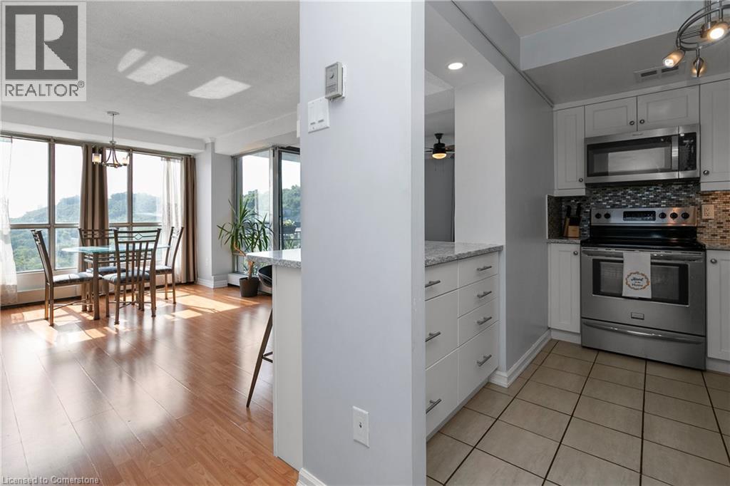Photo 10 of 150 Charlton Avenue E Unit 2206, Hamilton ON