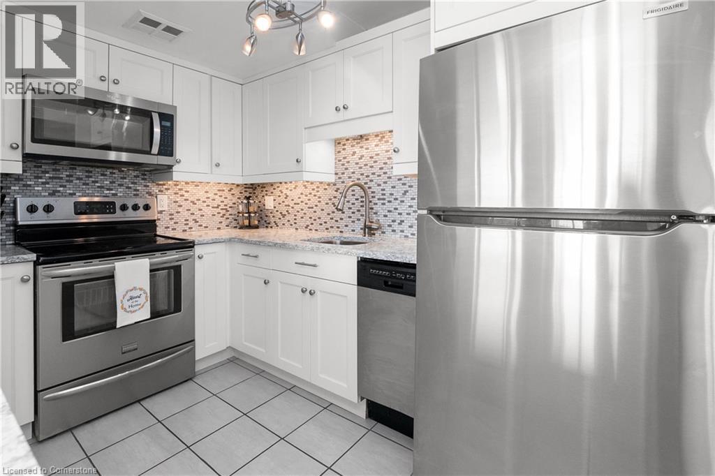 Photo 12 of 150 Charlton Avenue E Unit 2206, Hamilton ON