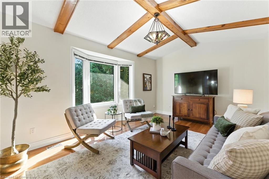 Photo 9 of 286 Lloyminn Avenue, Ancaster ON