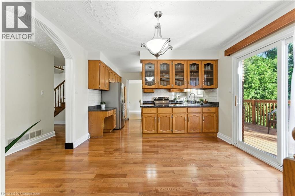 Photo 8 of 286 Lloyminn Avenue, Ancaster ON