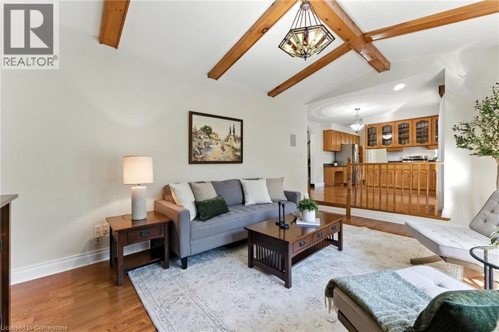 Photo 11 of 286 Lloyminn Avenue, Ancaster ON