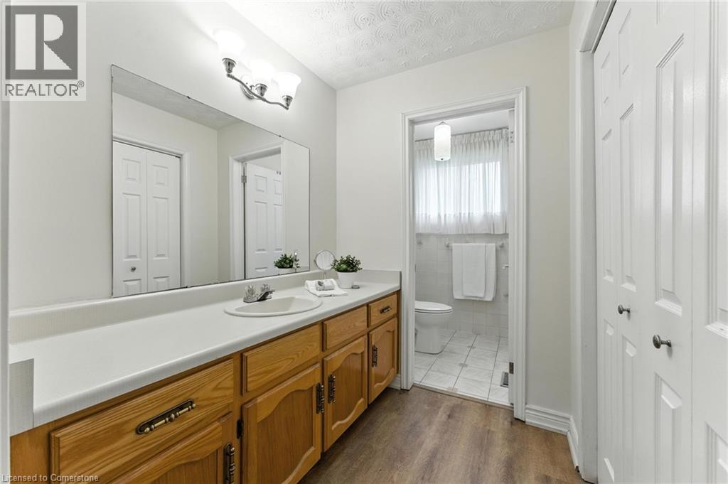 Photo 15 of 286 Lloyminn Avenue, Ancaster ON