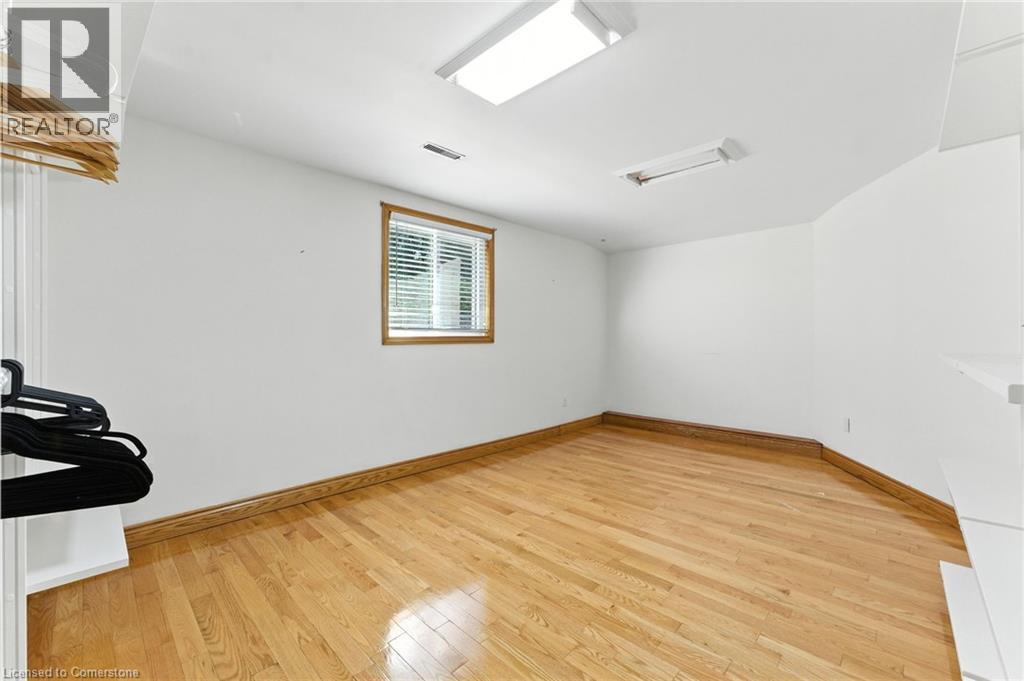 Photo 24 of 286 Lloyminn Avenue, Ancaster ON