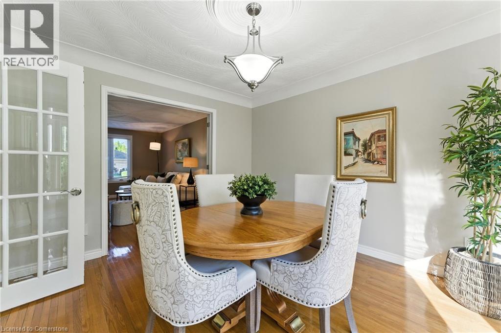 Photo 3 of 286 Lloyminn Avenue, Ancaster ON