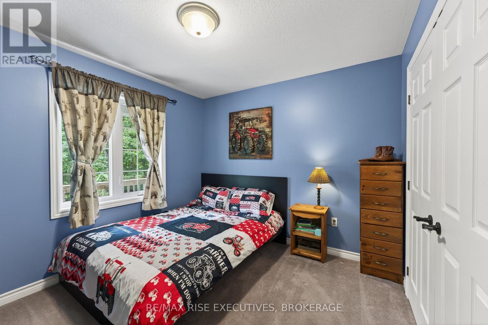 Photo 17 of 4623 Lower Round Lake Road, Frontenac ON